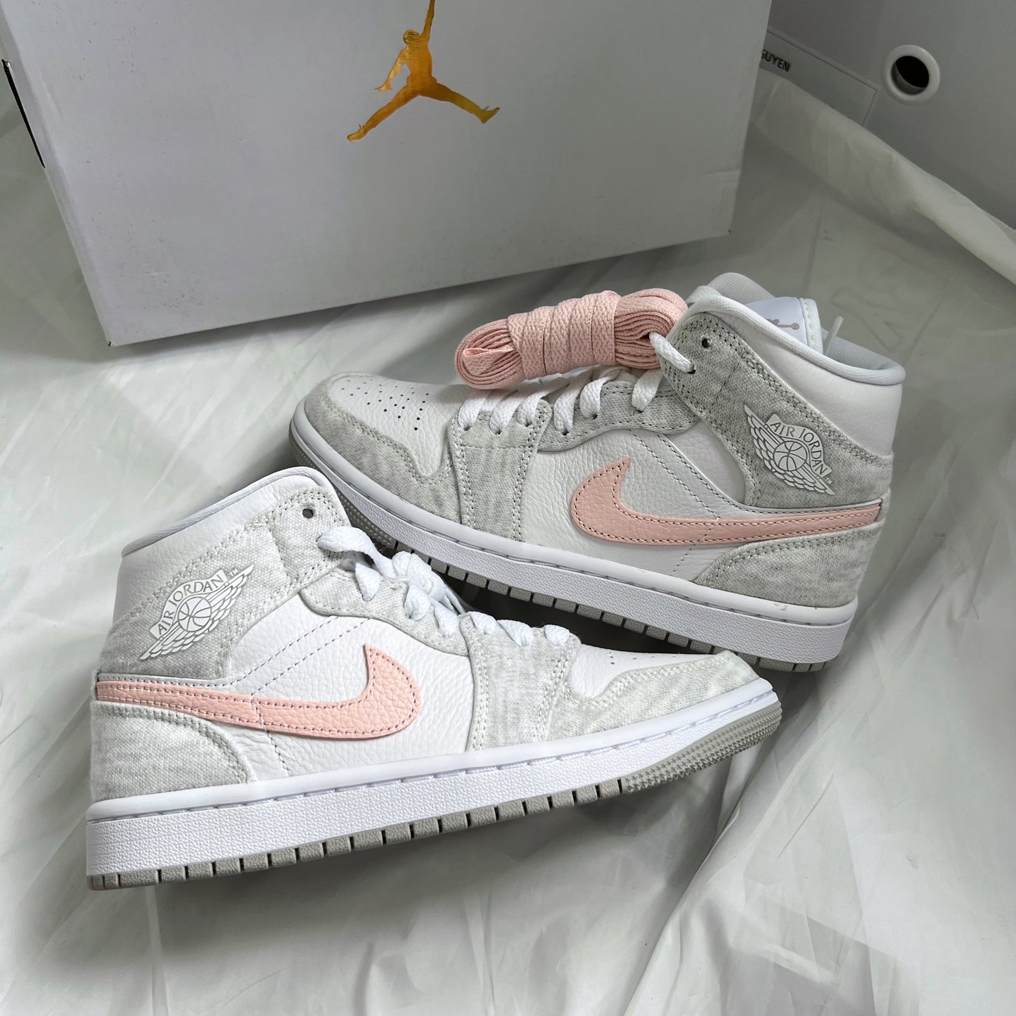 Air Jordan 1 Mid SE Light Iron Ore