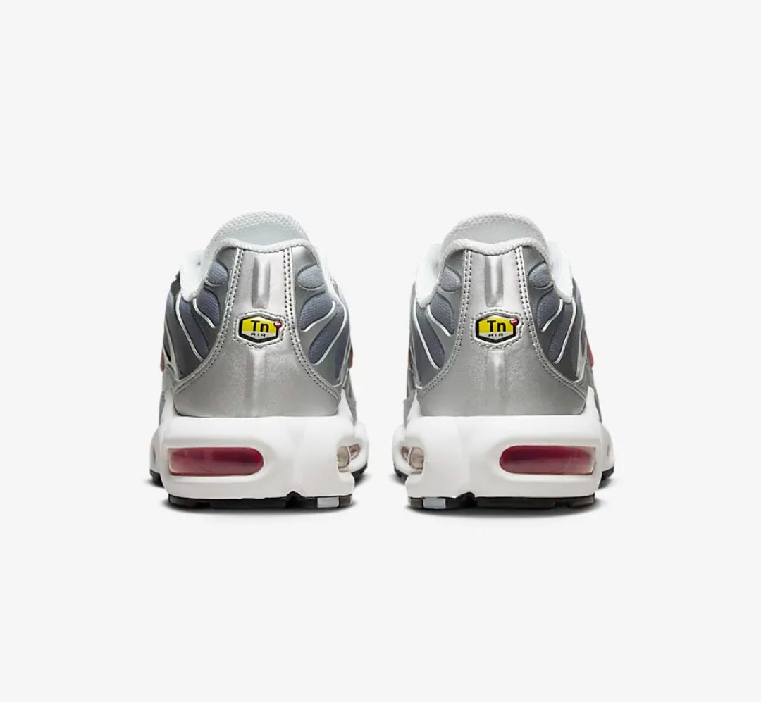 Nike TN Air Max Plus "Silver Red"