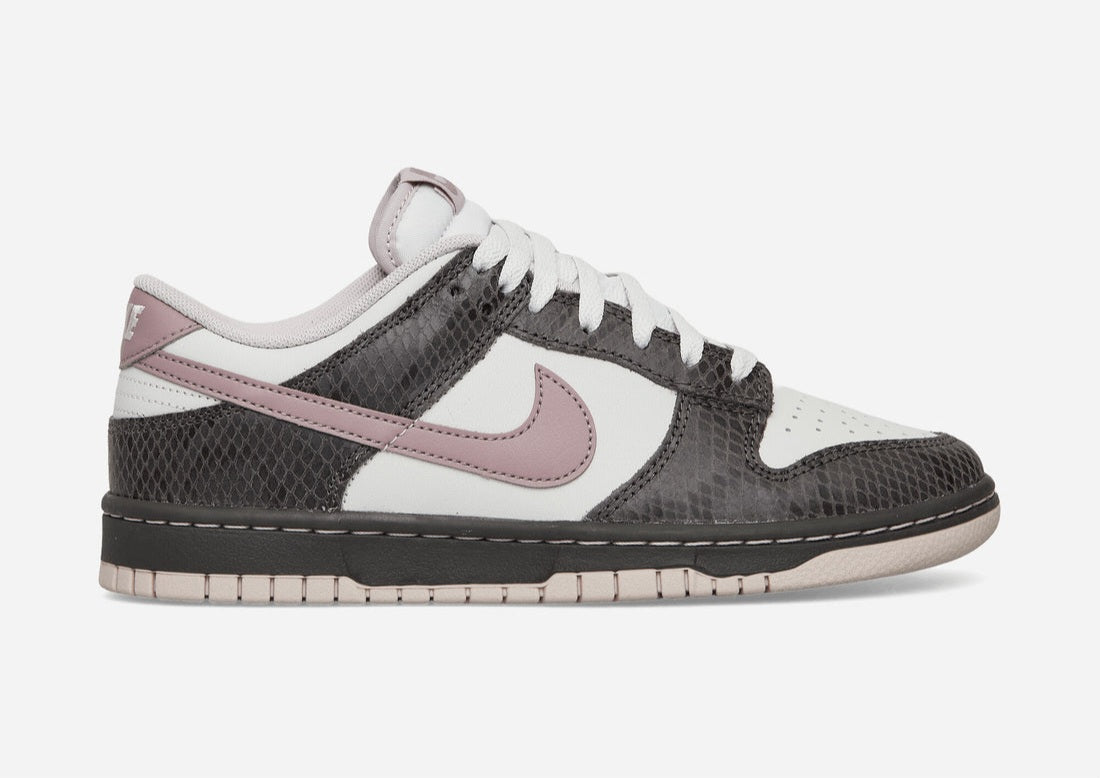 Nike Dunk Low SE "Snakeskin Medium Ash"