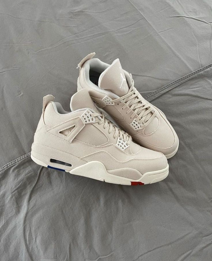 Air Jordan 4 "Blank Canvas"