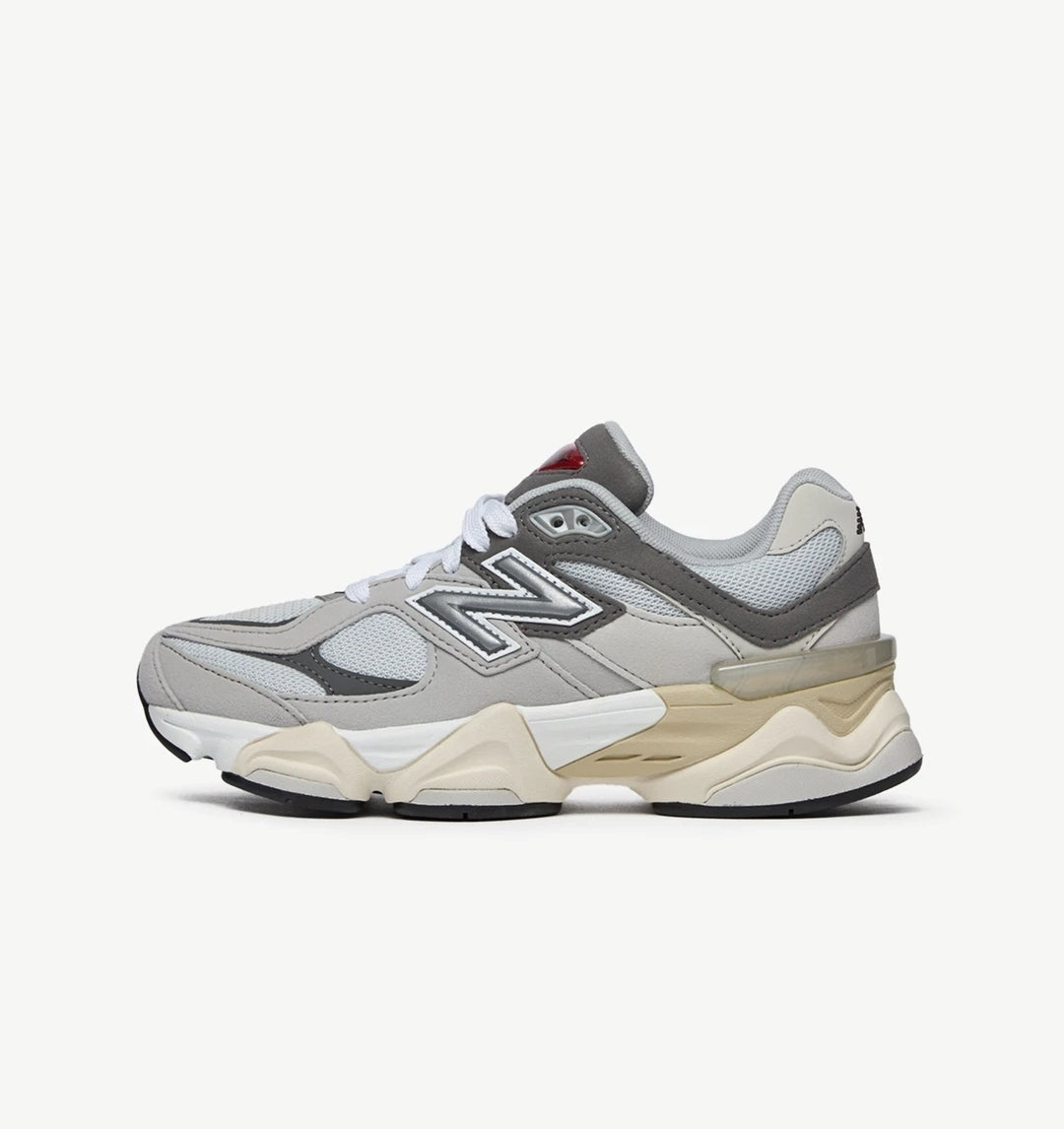 New Balance 9060 V1