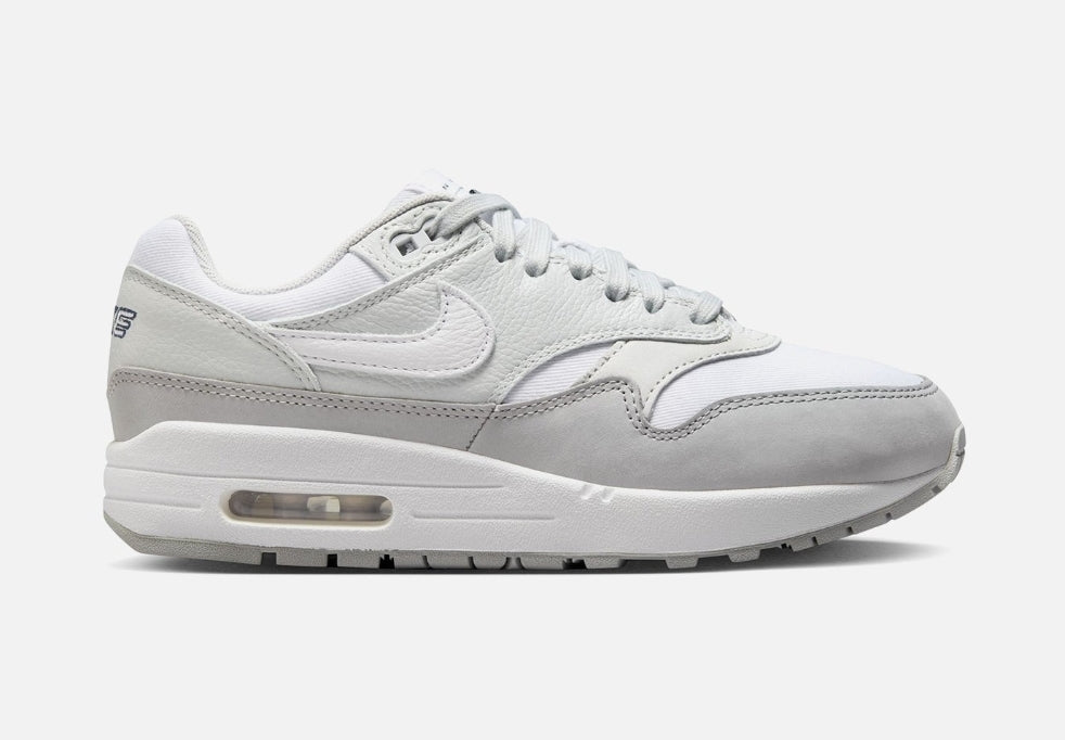Nike Air Max 1 87' "Photon Dust"