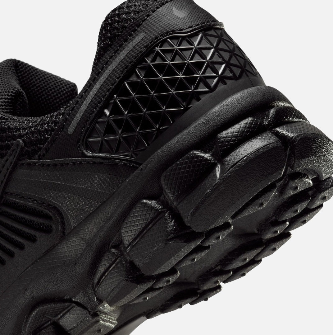 Nike Vomero 5 Black