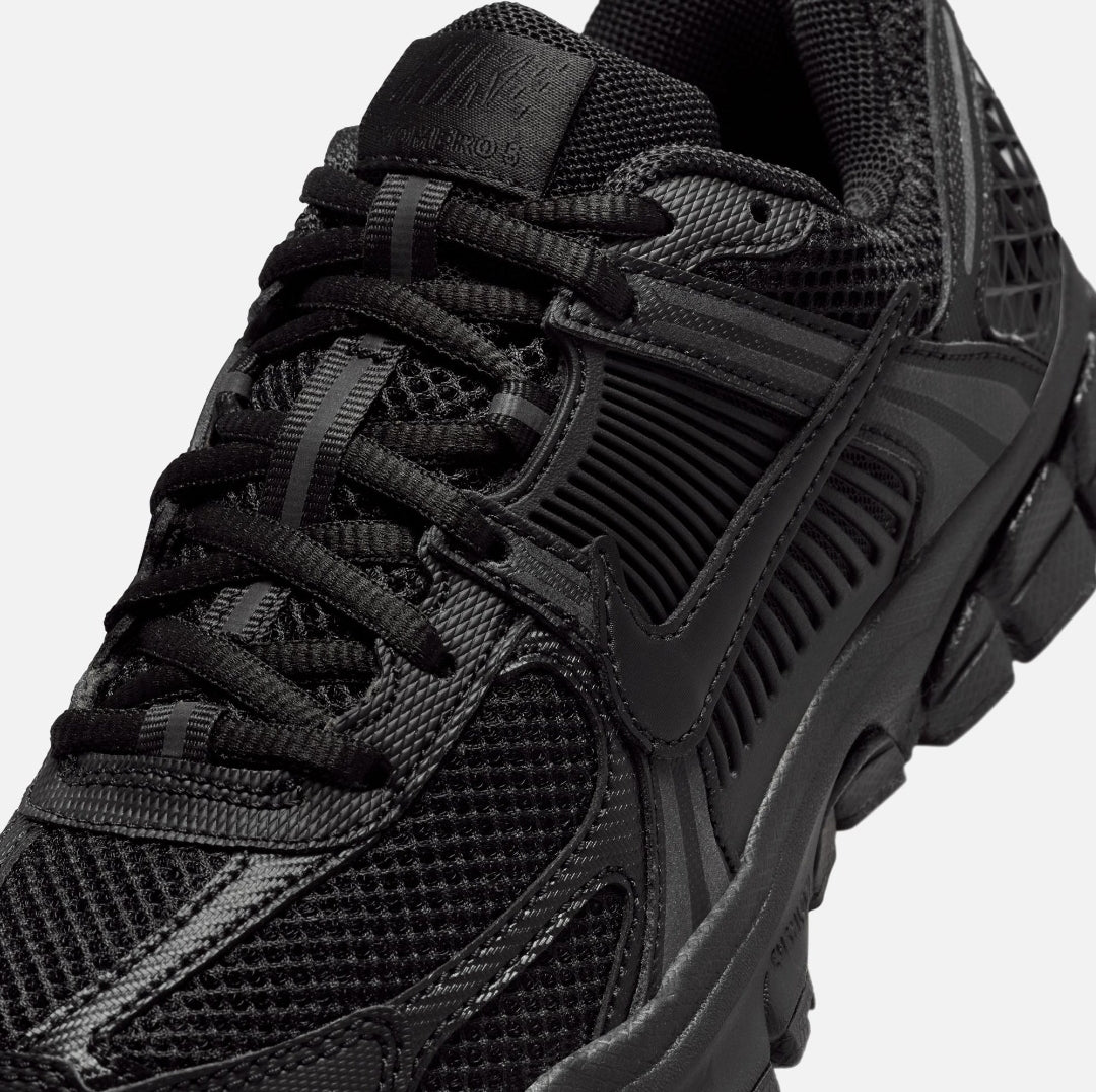 Nike Vomero 5 Black