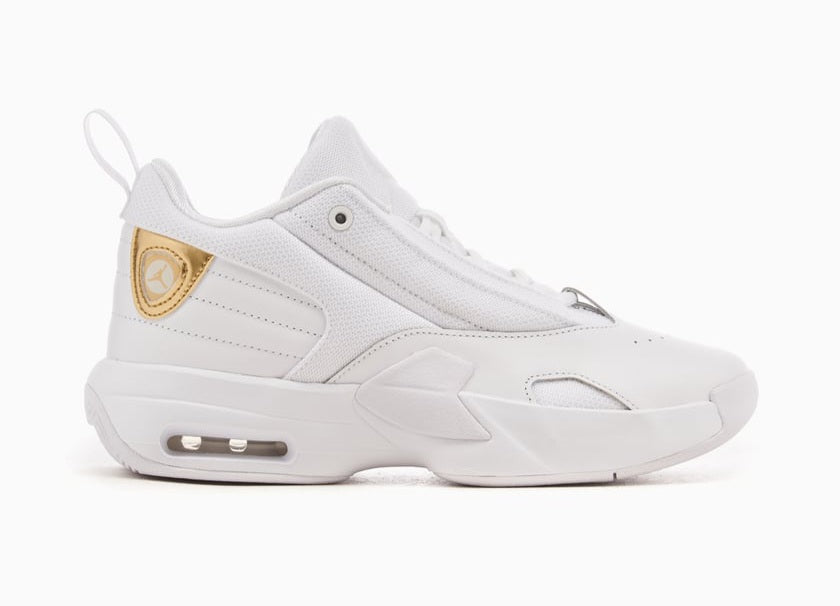 Jordan Women's Max Aura 6