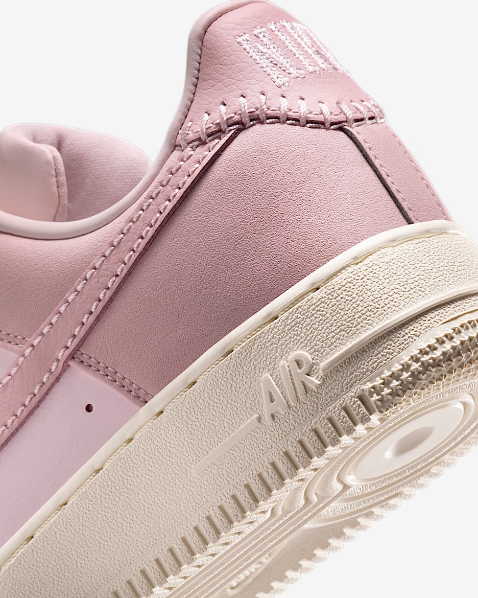 Nike Air Force 1 Low "Pink Oxford"