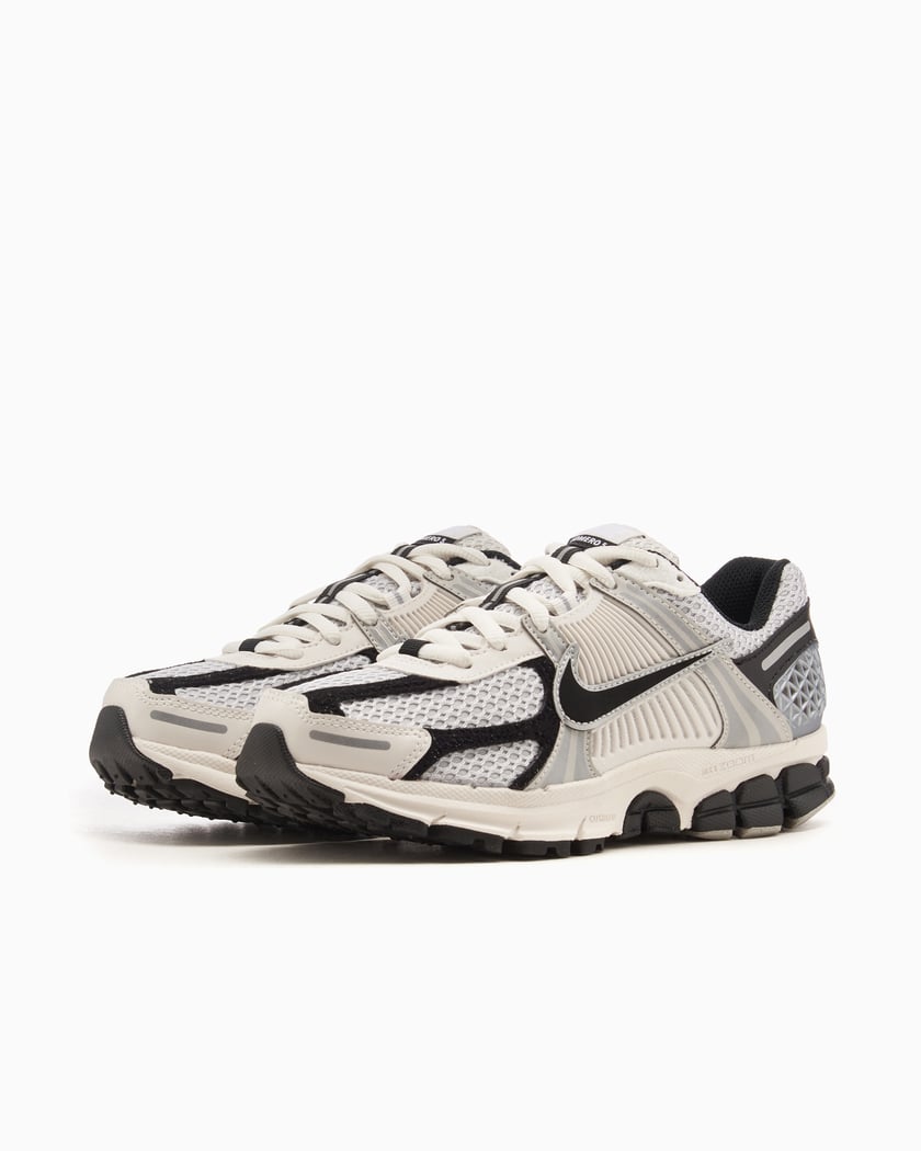 Nike Zoom Vomero 5 "Photon Dust Black"