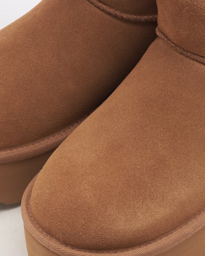 Γυναικεία κλασική μίνι πλατφόρμα UGG®