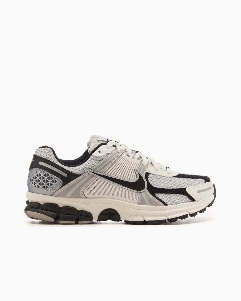 Nike Zoom Vomero 5 "Photon Dust Black"