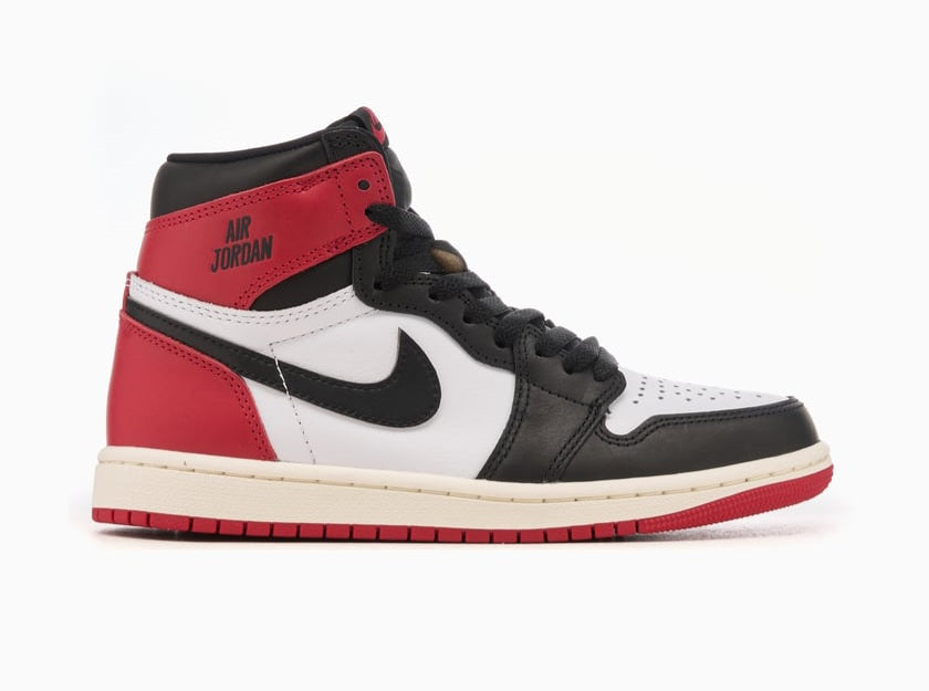 Air Jordan 1 Retro High OG "Black Toe"