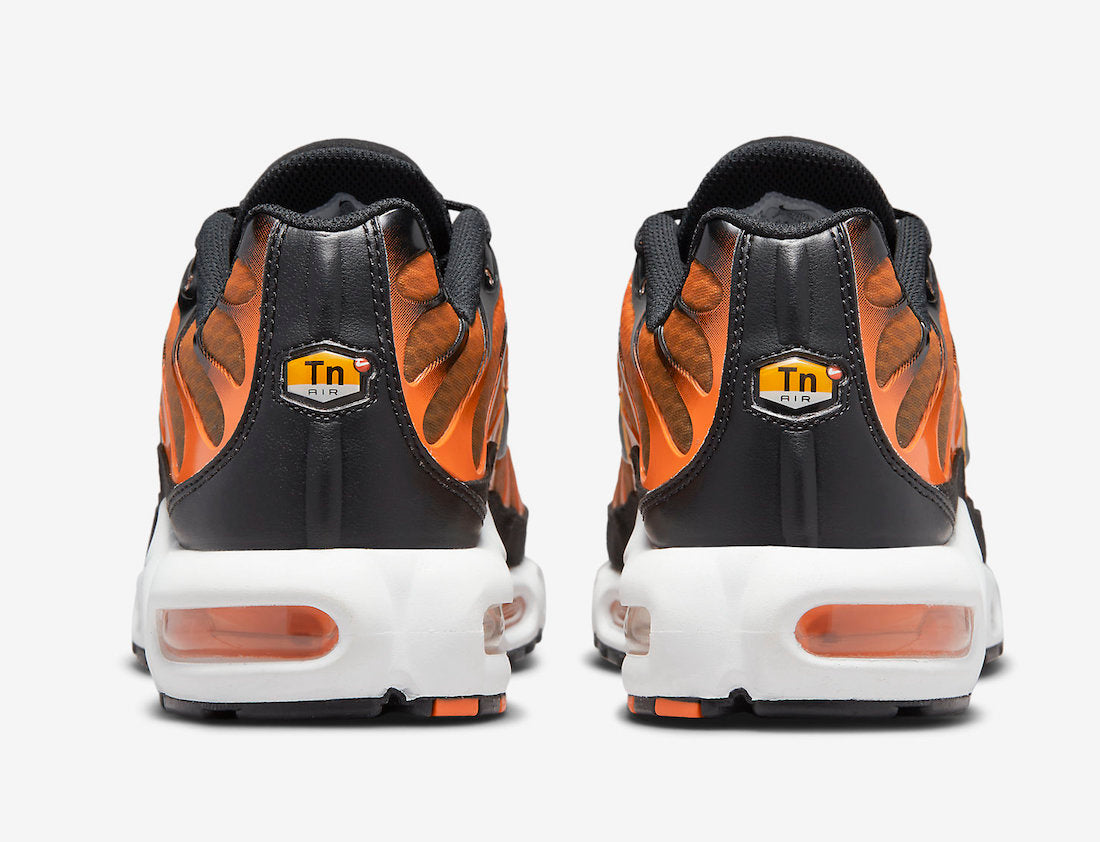 Nike Air Max Plus "Safety Orange"