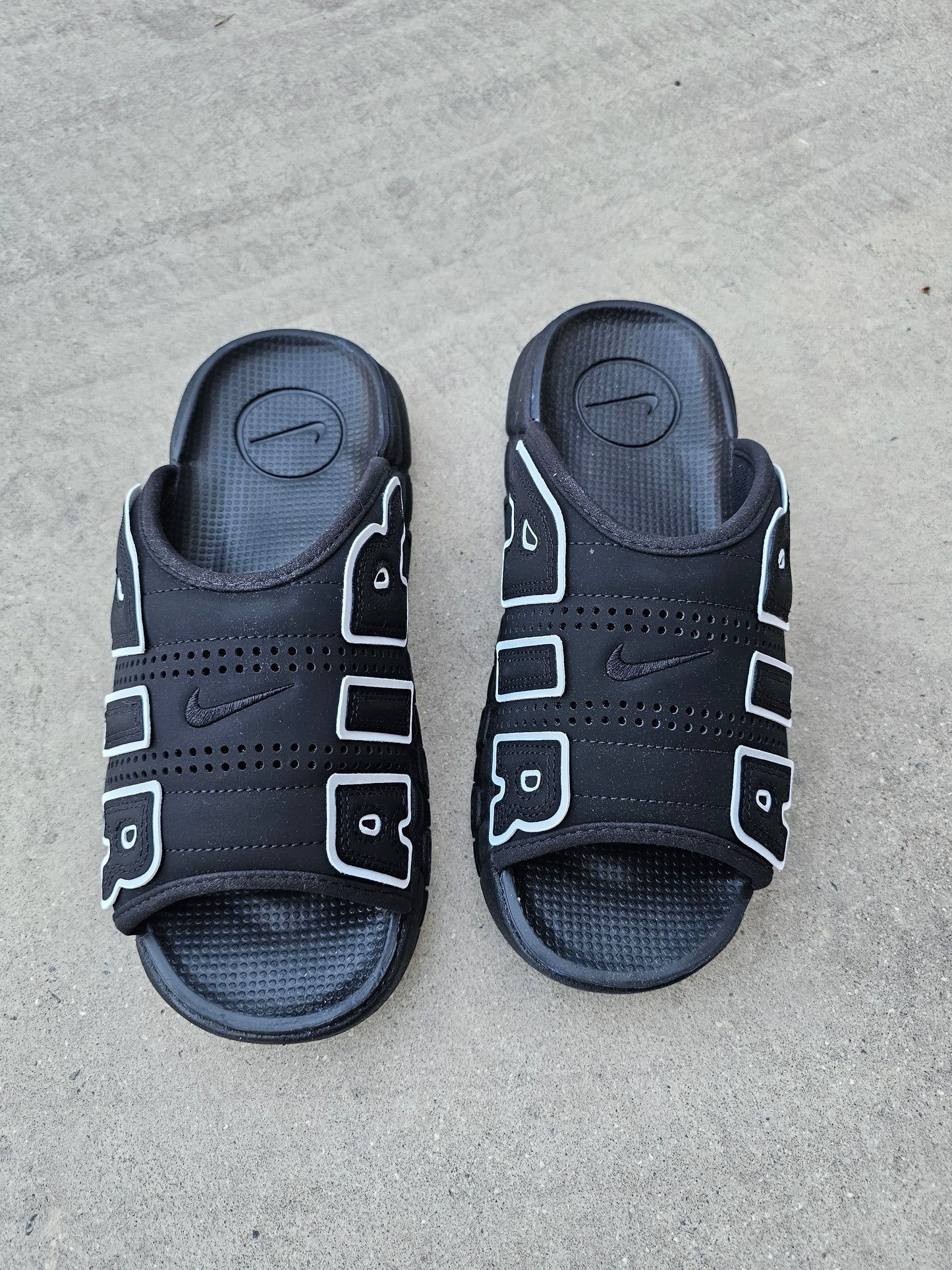 Nike Uptempo Slides