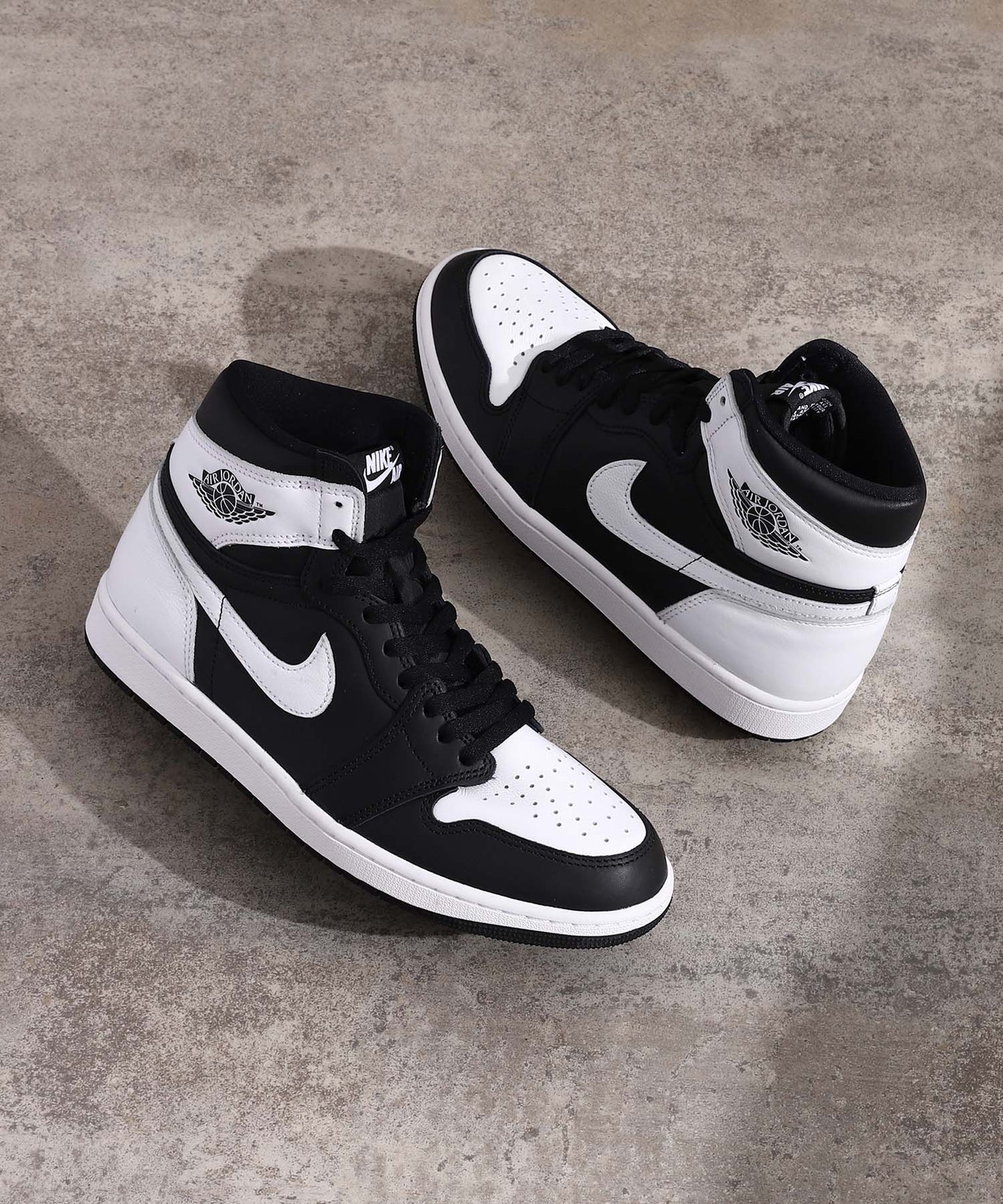 Air Jordan 1 High "Black White"