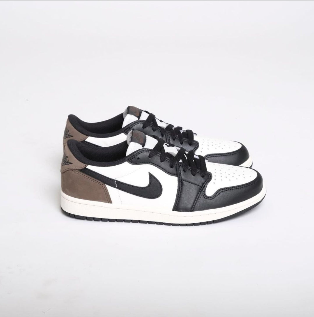 Air Jordan 1 Retro Low OG "Mocha"