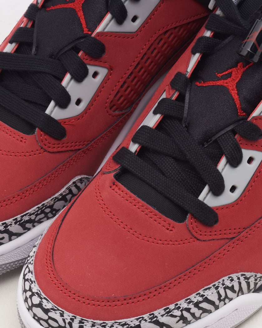 Jordan Spizike Low "Toro"