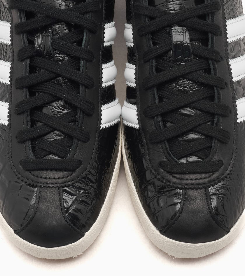 Adidas Blanc "Core Black"