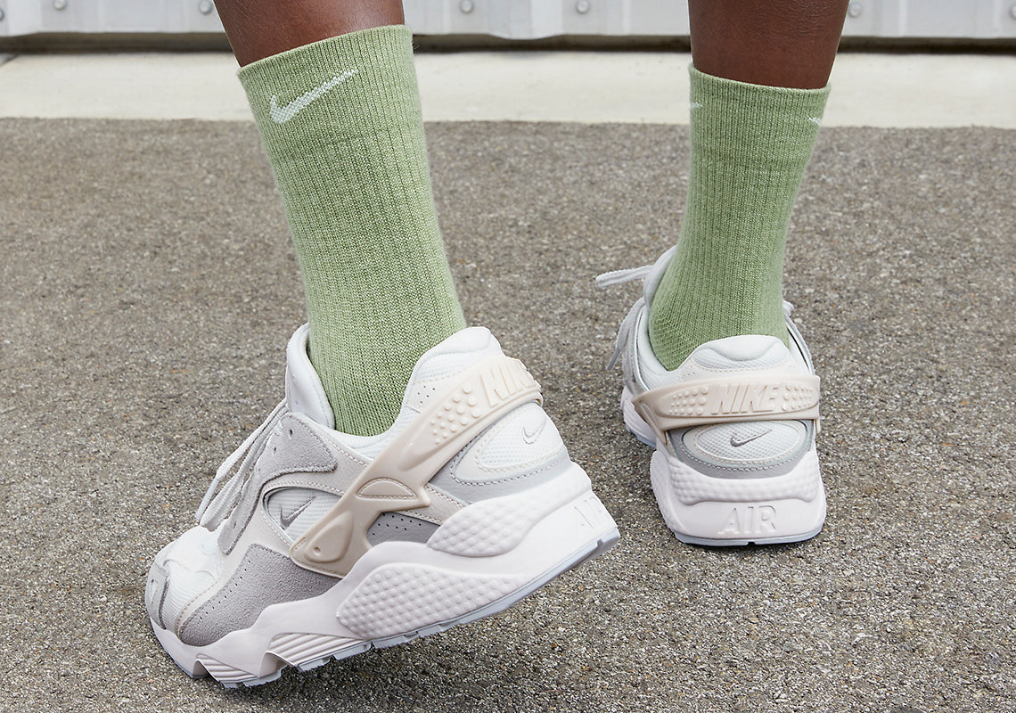 Nike Air Huarache Runner "Pure Platinum"