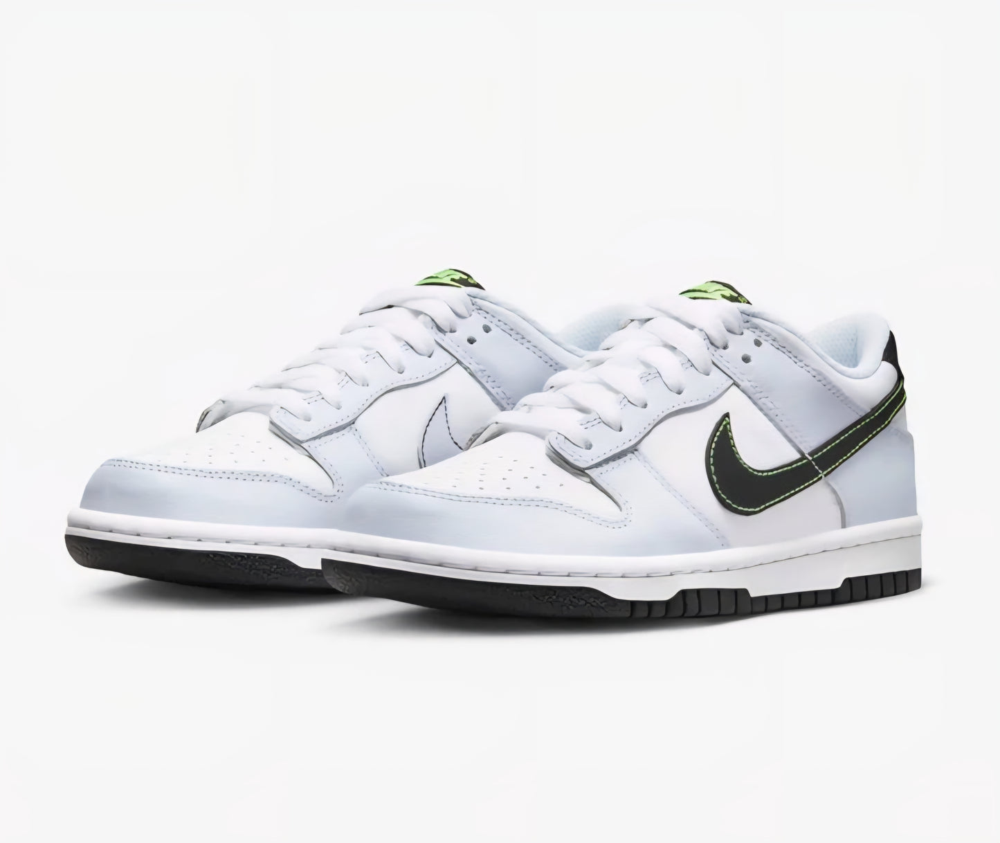 Nike Dunk Low "Grey Green Strike"