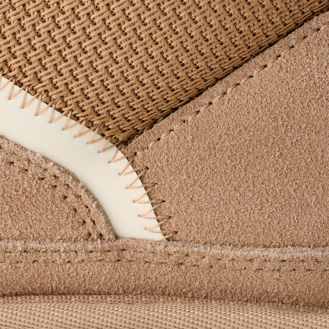 UGG Lowmel Sand