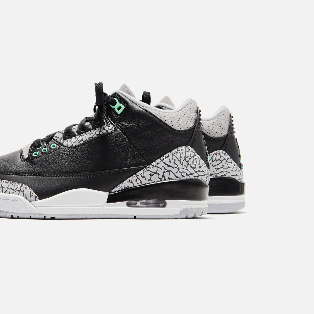 Air Jordan 3 "Green Glow"