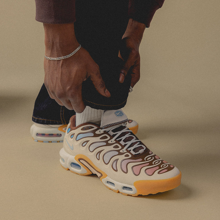 Nike Air Max Plus Drift “Phantom/Cacao Wow”