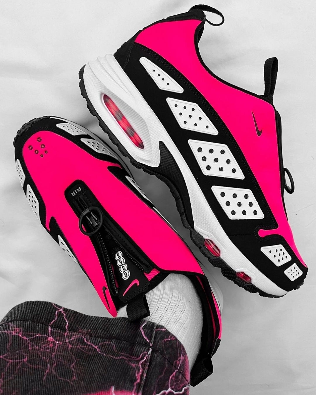 Air Max SNDR "Hyper Pink"