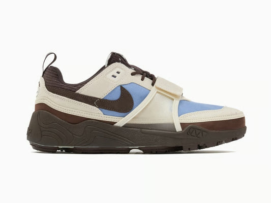 Nike x Travis Scott Zoom Field Jaxx "Leche Blue"