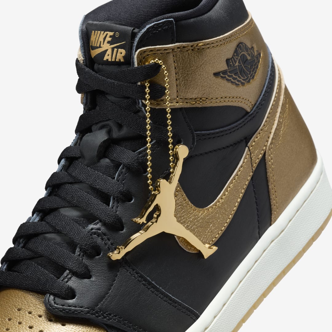 Air Jordan 1 High "Black Metallic Gold"