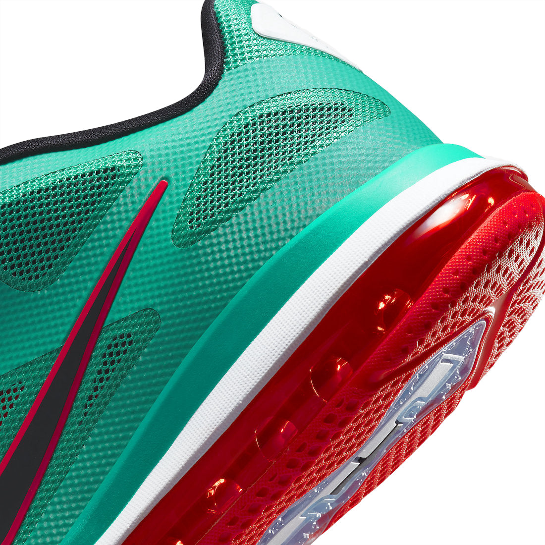 Nike LeBron 9 Low "Reverse Liverpool"