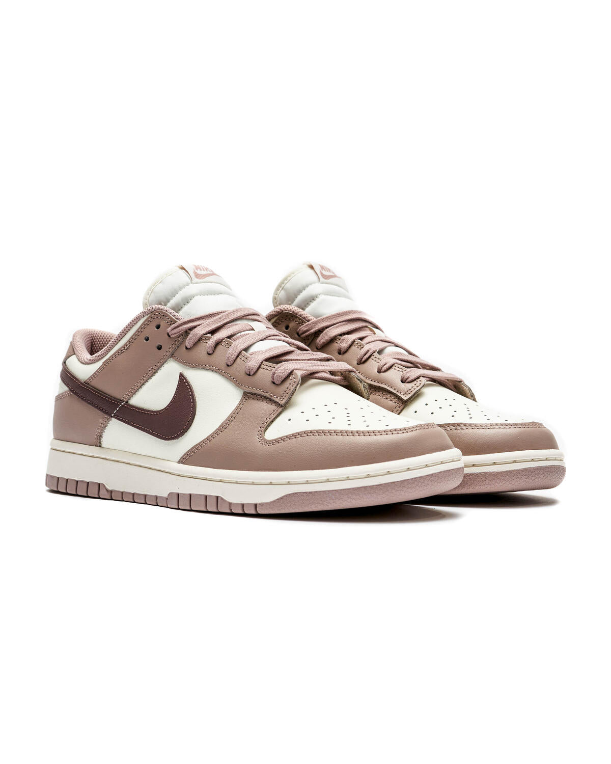 Nike Dunk Low "Diffused Taupe"