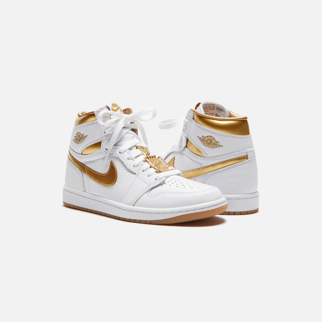 Air Jordan 1 High OG "Metallic Gold"