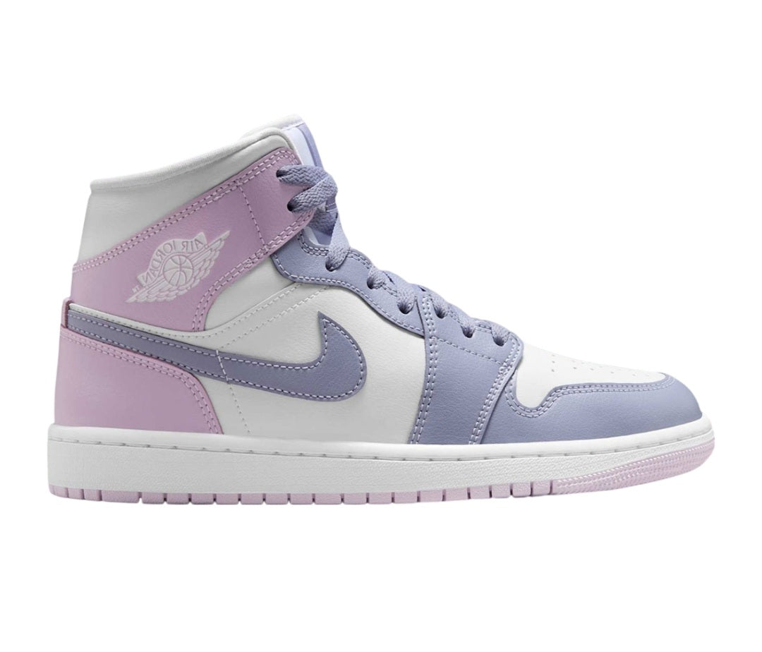 Air Jordan 1 Mid WMNS "Indigo Haze"