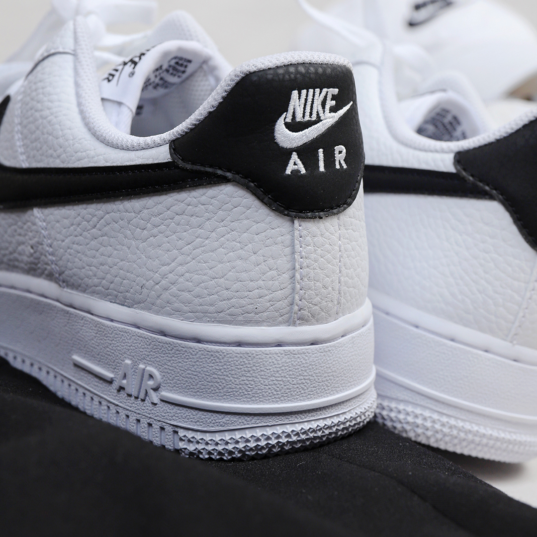 Nike AF1 White / Black