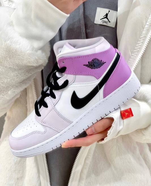 Air Jordan 1 Mid GS 'Barely Grape'