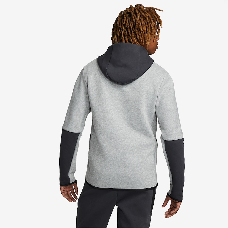 Nike Tech Fleece