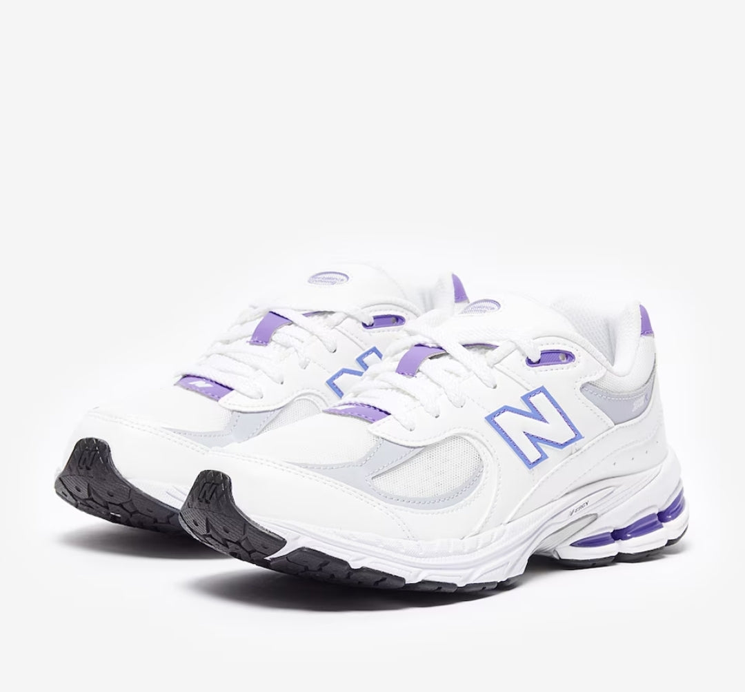 New Balance 2002r