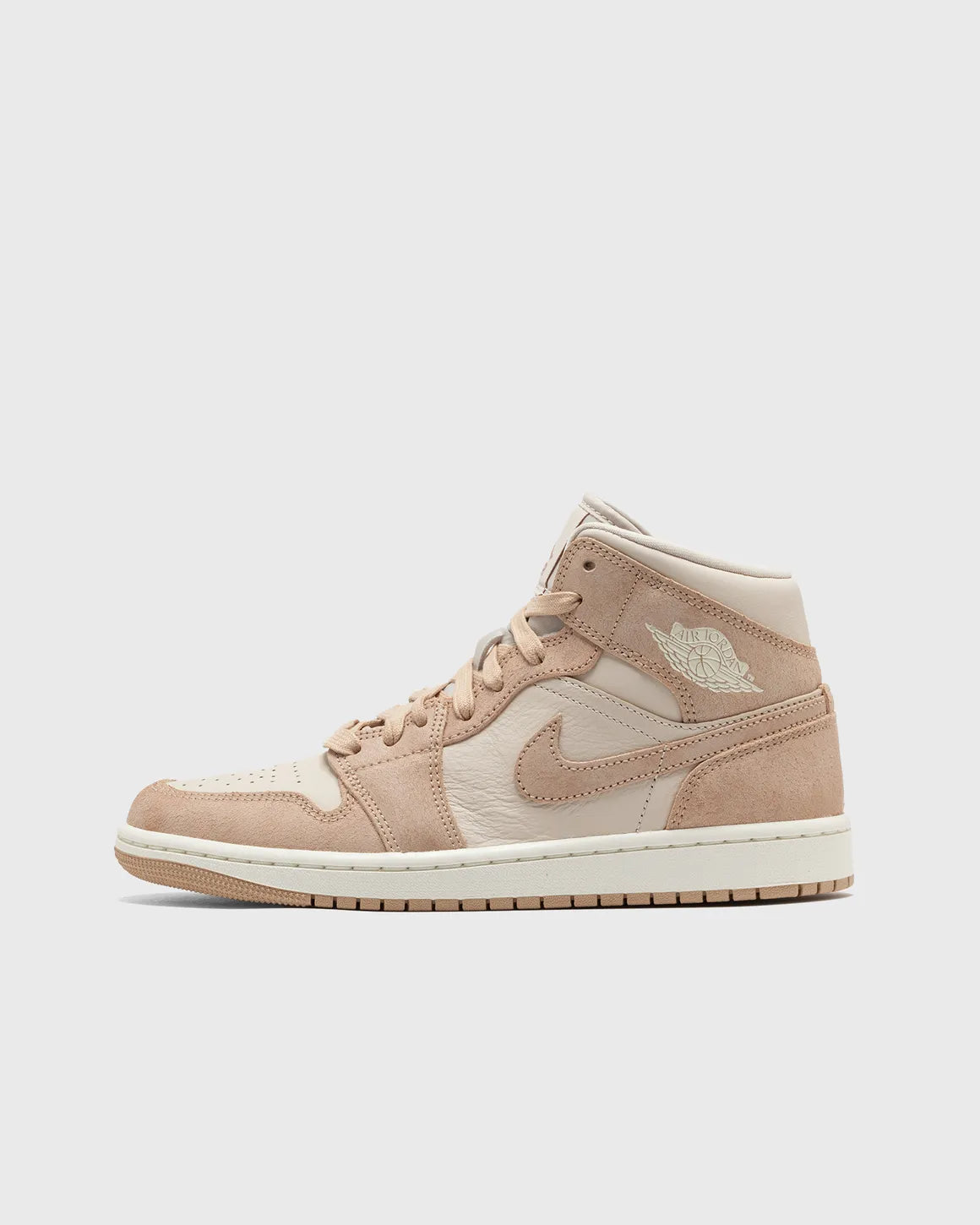 Air Jordan 1 Mid "Legend Light Brown"