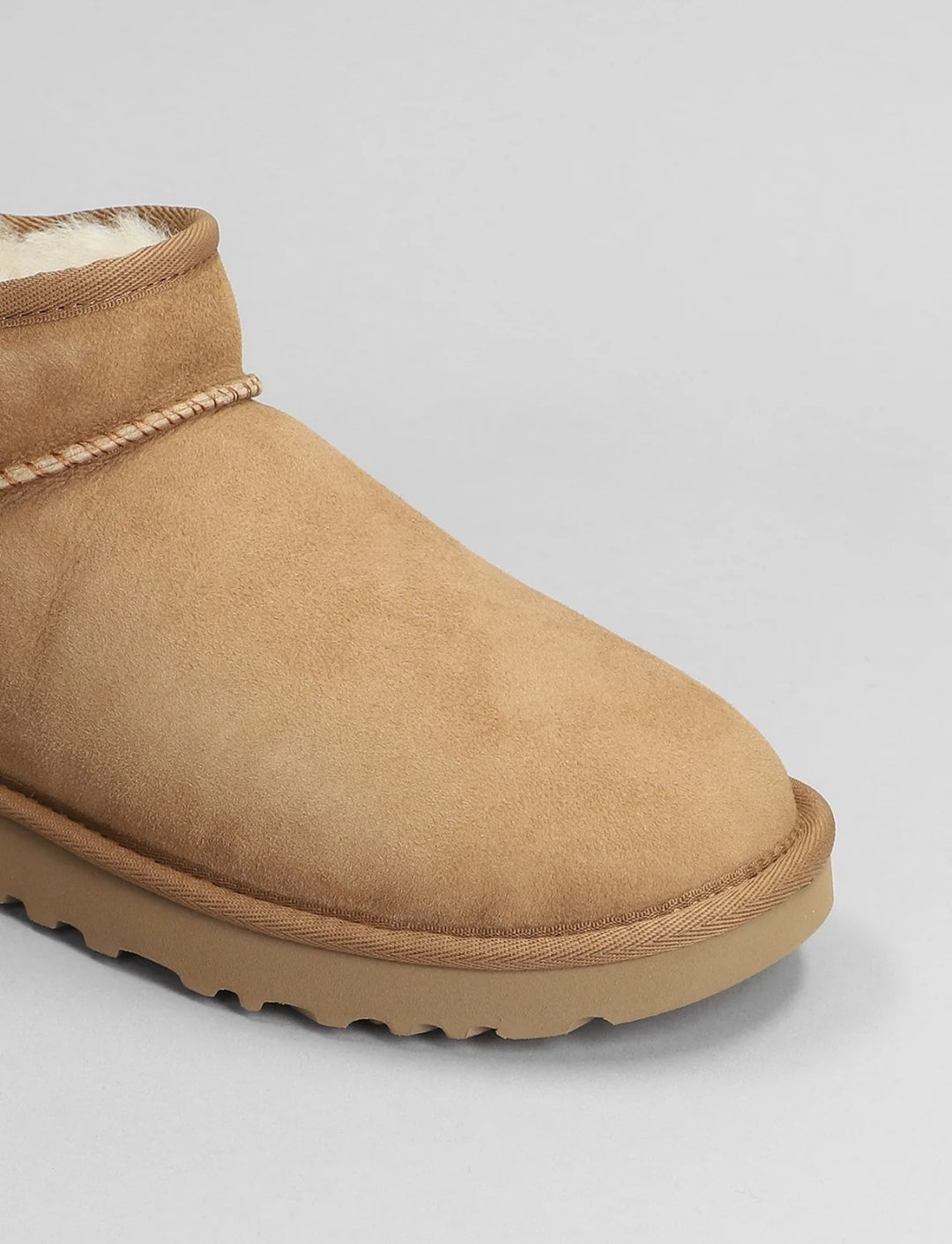 Ugg Classic Ultra Mini low