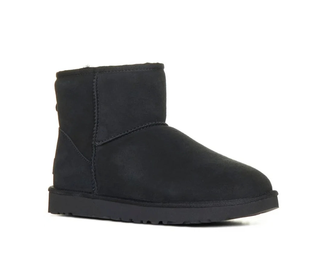 Μποτάκια UGG Classic Mini II