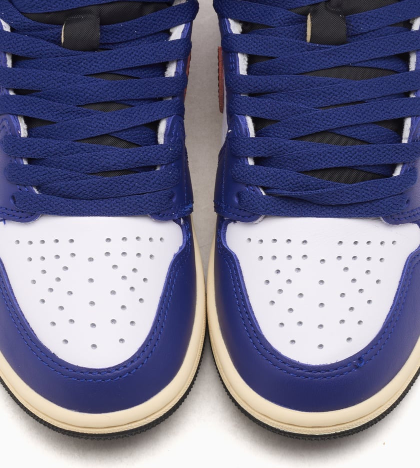 Air Jordan 1 Retro High OG "Rare Air"