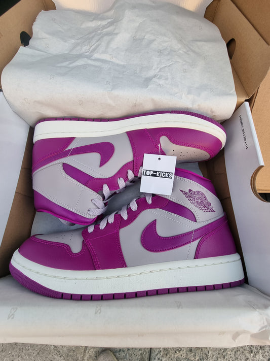 Air Jordan 1 Mid "Magenta"