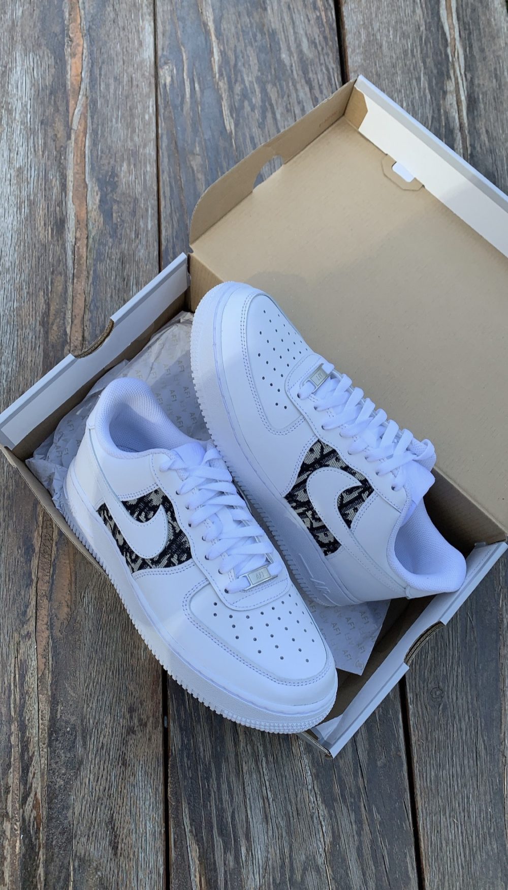 Nike Air Force 1 custom DD "Sides"