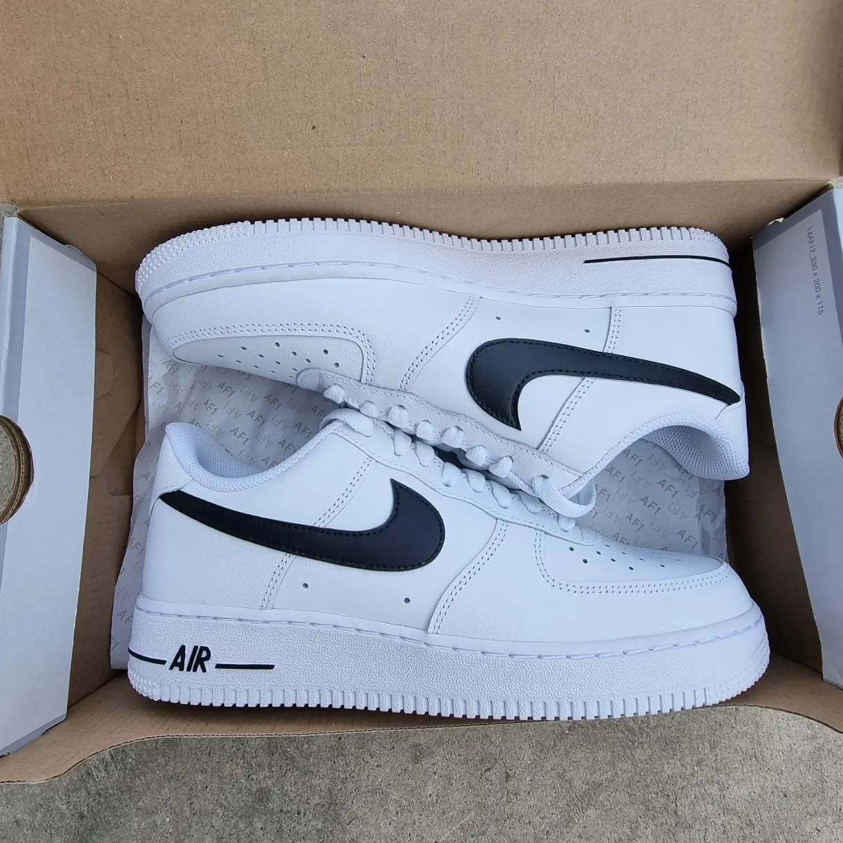 Nike Air Force 1 προσαρμοσμένο "Ασπρόμαυρο"
