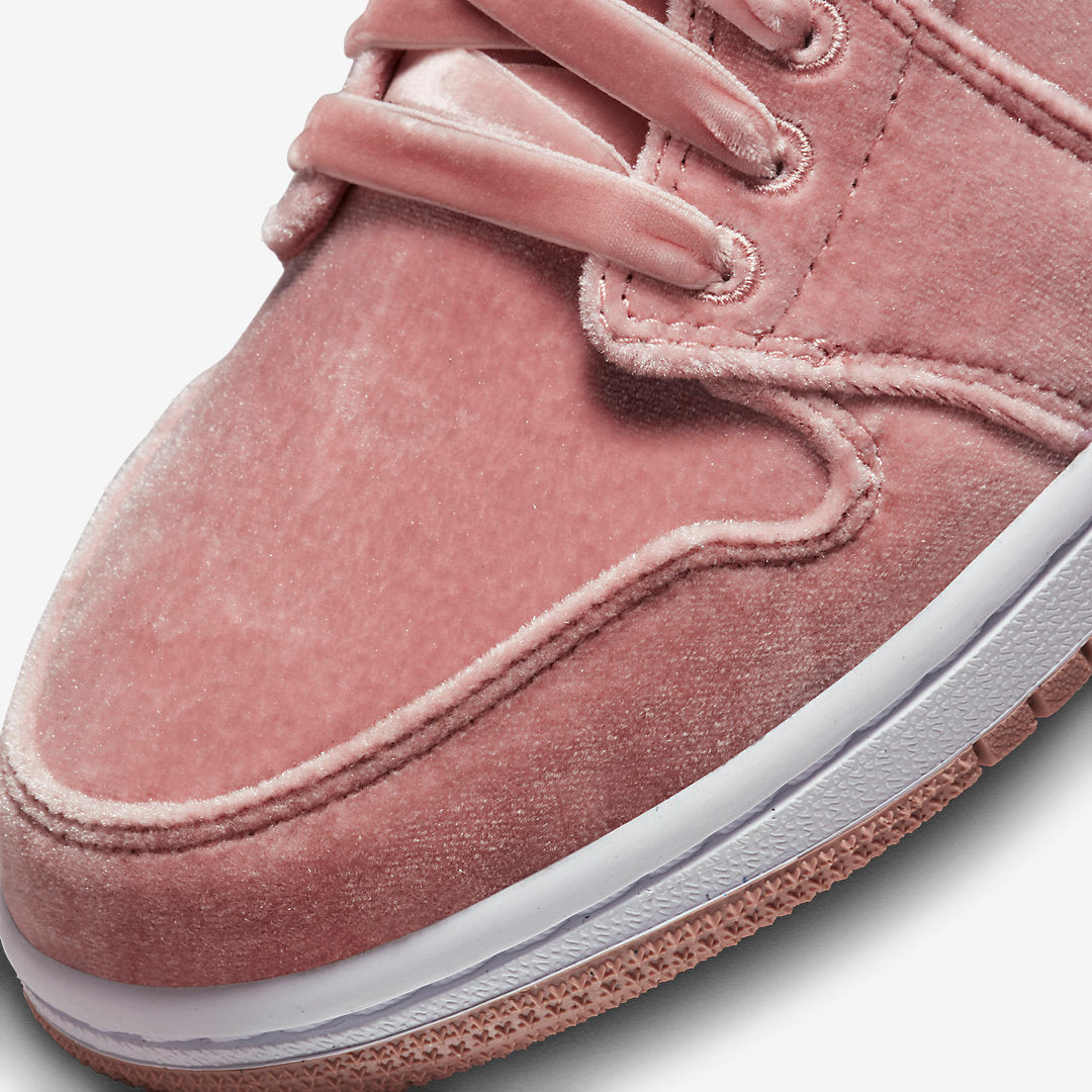 Air Jordan 1 Low “Pink Velvet”