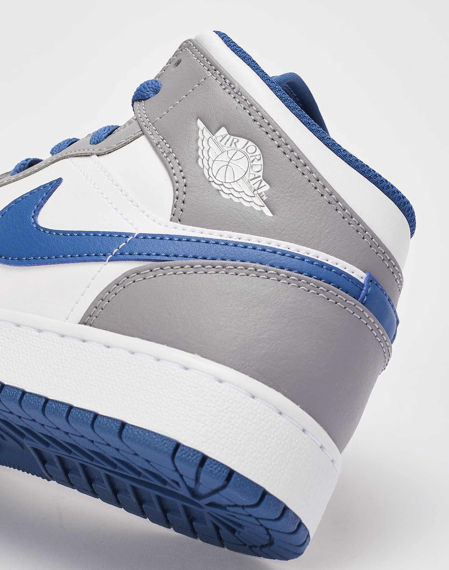 Air Jordan 1 Mid “True Blue”