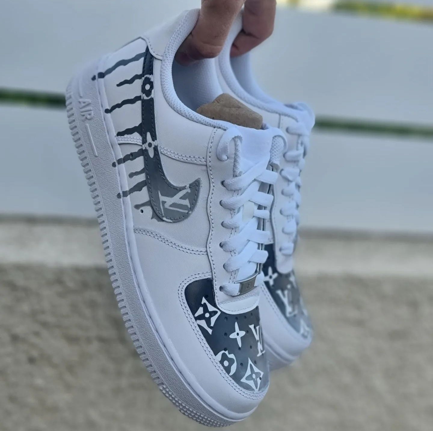 Προσαρμοσμένη βαφή Nike Air Force 1 Grey LV