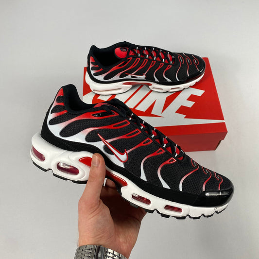 Nike Air Max Plus TN "University Red"