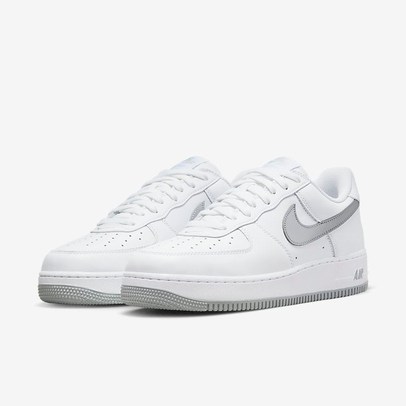 Nike Air Force 1 Low "Metallic Silver"
