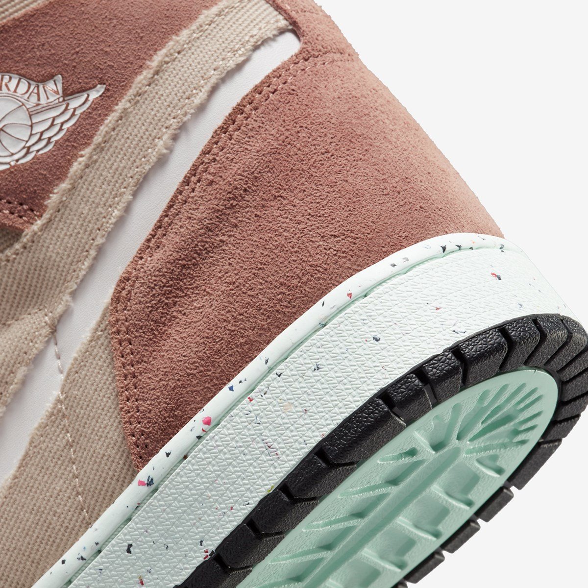 Air Jordan 1 Zoom CMFT "Fossil Stone"