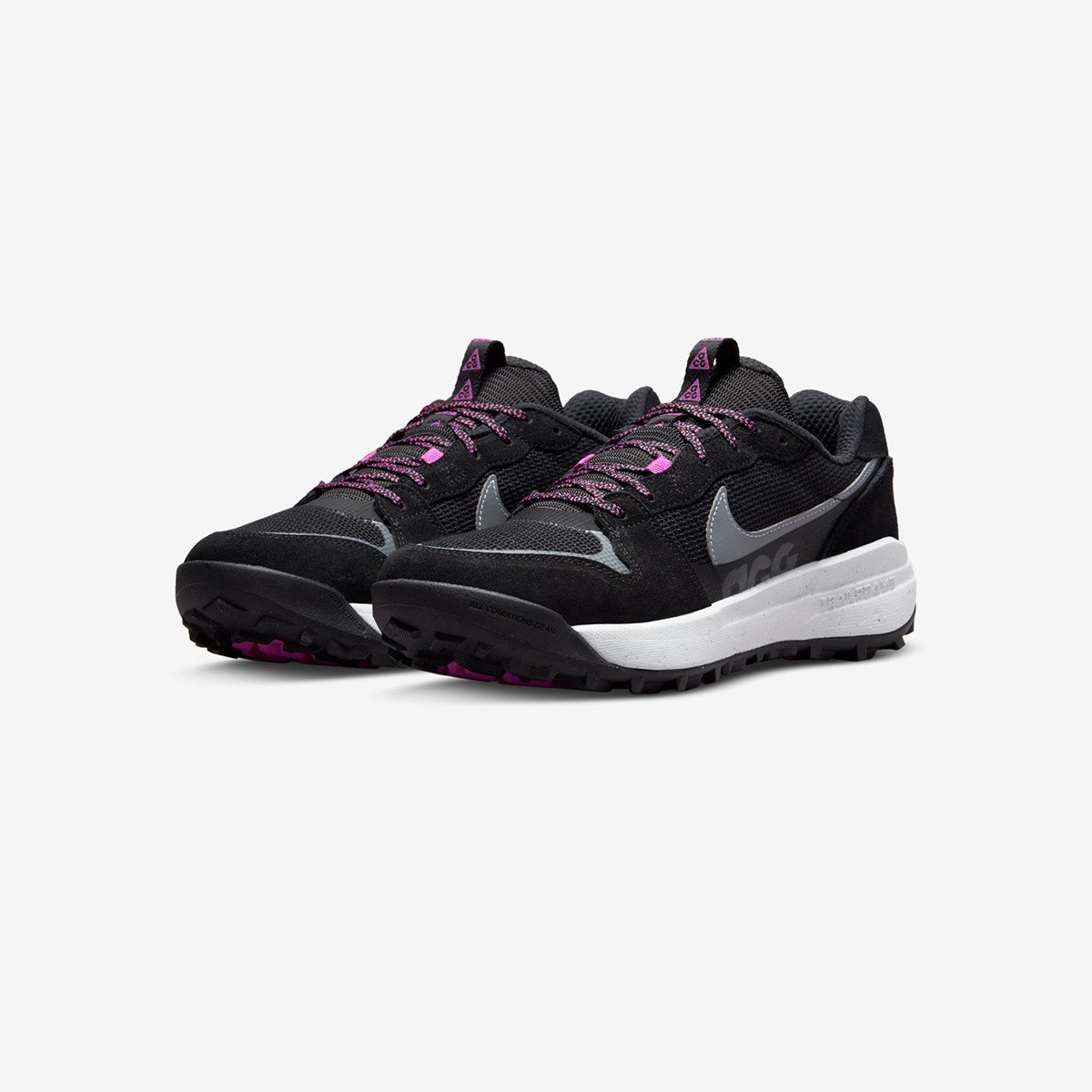 Nike ACG Lowcate
 Μαύρο και δροσερό γκρι